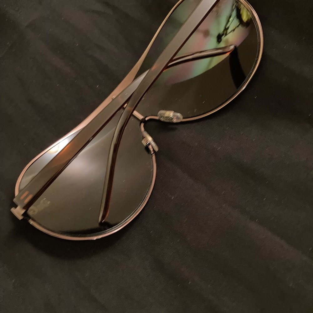 D & G sunglasses. Great condition copper brown